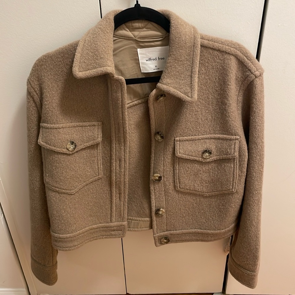 Aritzia Autumn Shirt Jacket